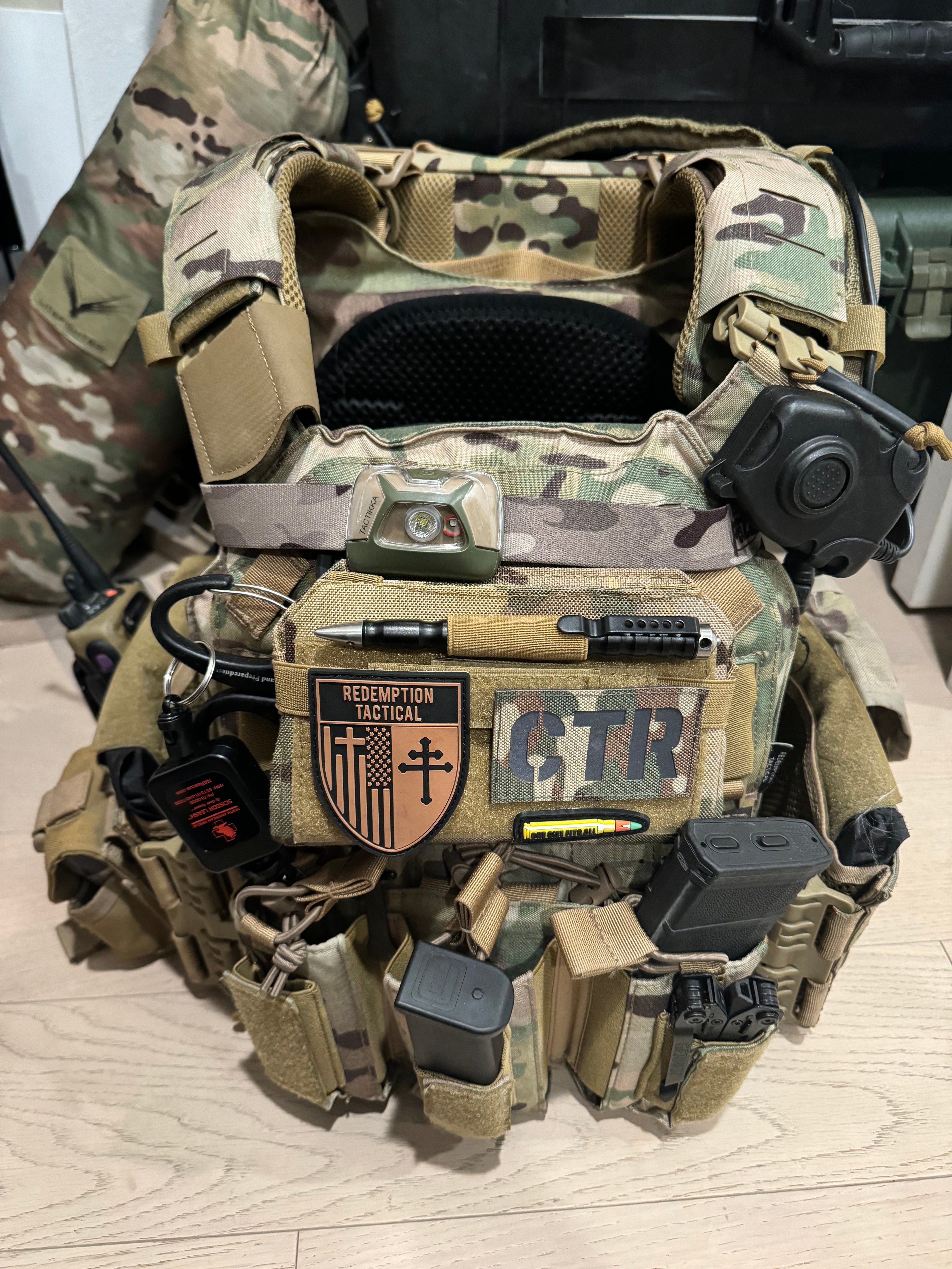 RT CRUSADER 2.0® ARMOR KIT Front/Back Plates LIGHTWEIGHT LEVEL IV  (2) 10x12 Front/Back Plates Full Kit Redemption Tactical