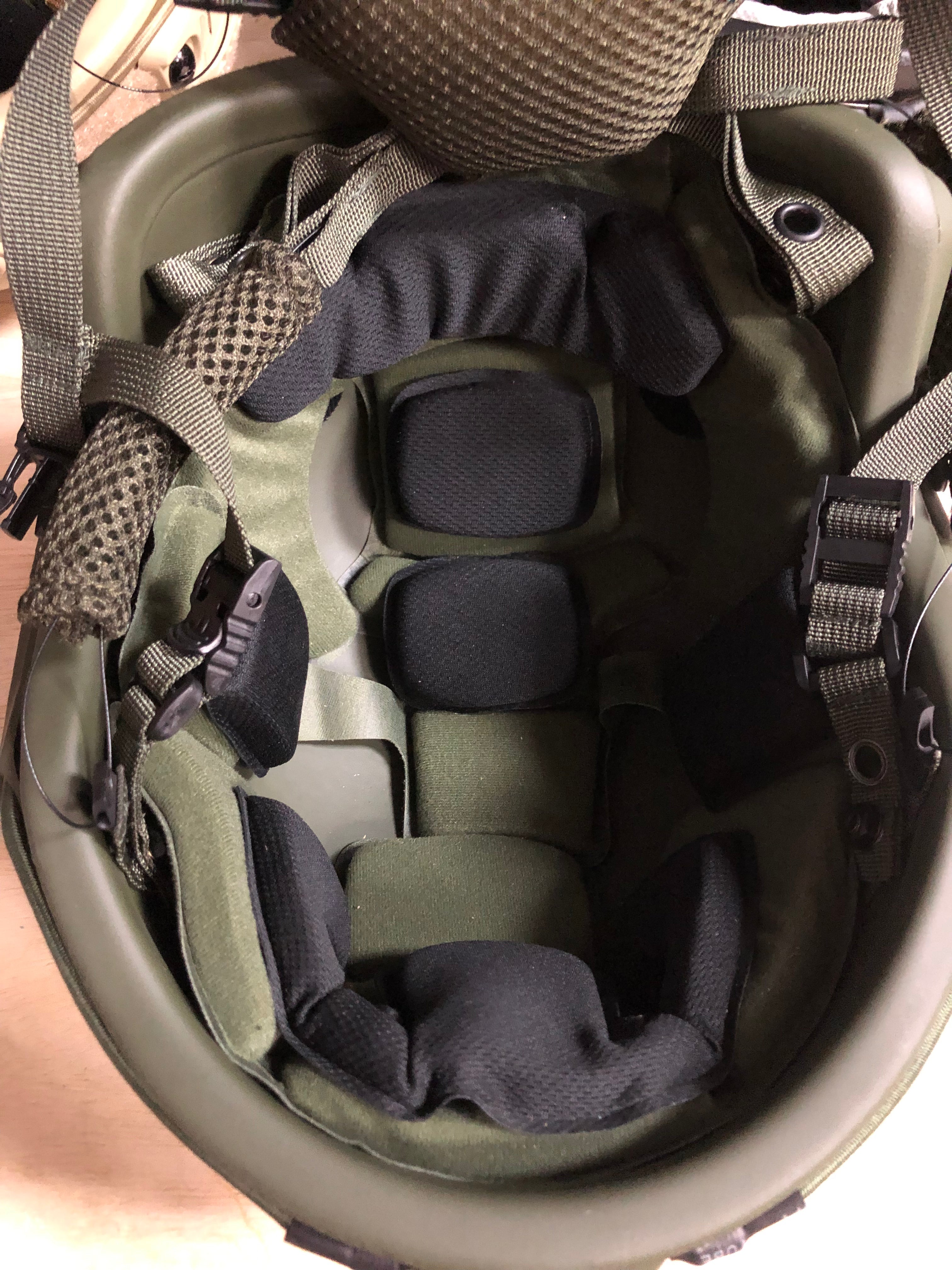 Ballistic Helmet RT2 High Cut Helmet: Tested to LEVEL IIIA (Included Arc Rails, Padding, Straps) Redemption Tactical