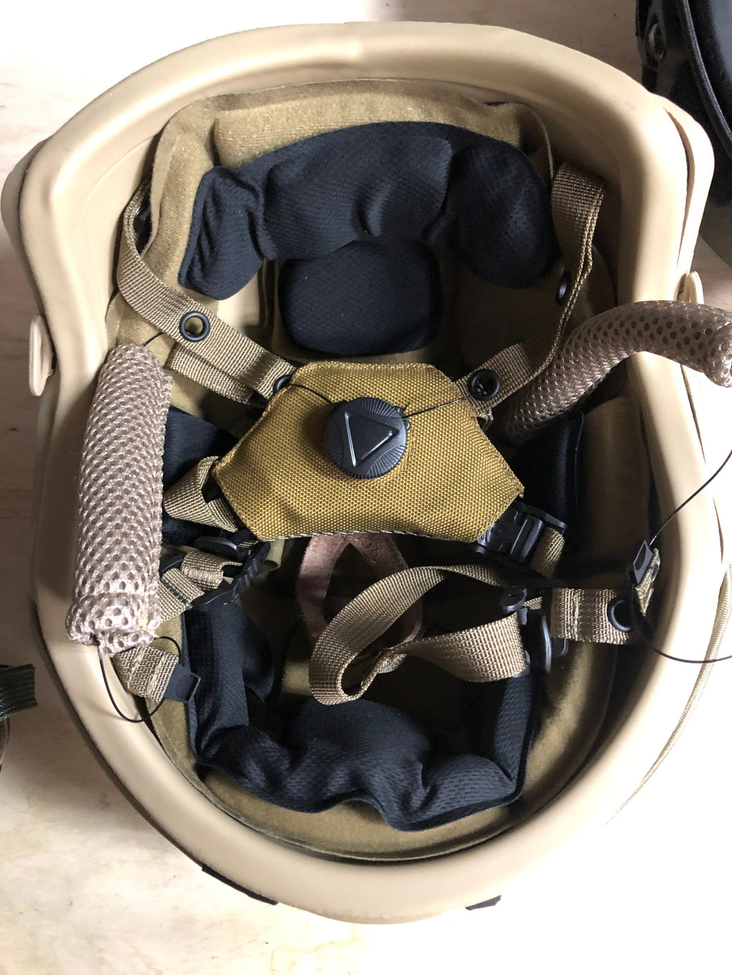 Ballistic Helmet RT2 High Cut Helmet: Tested to LEVEL IIIA (Included Arc Rails, Padding, Straps) Redemption Tactical